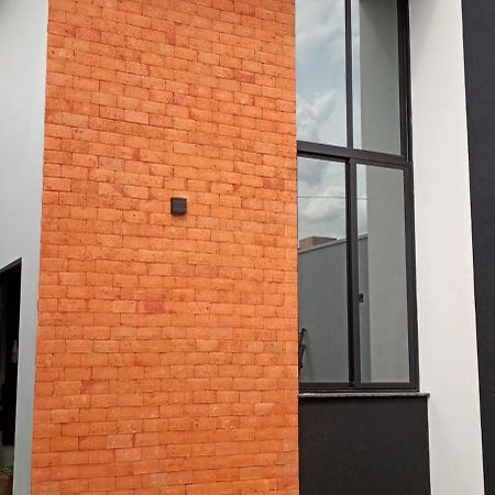 Linda Casa Moderna E Ampla Villa Президенти Пруденти Екстериор снимка